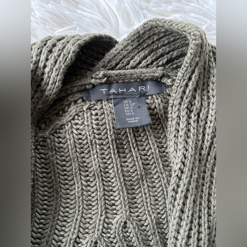 Tahari | Olive Green Cardigan - Picture 4 of 5